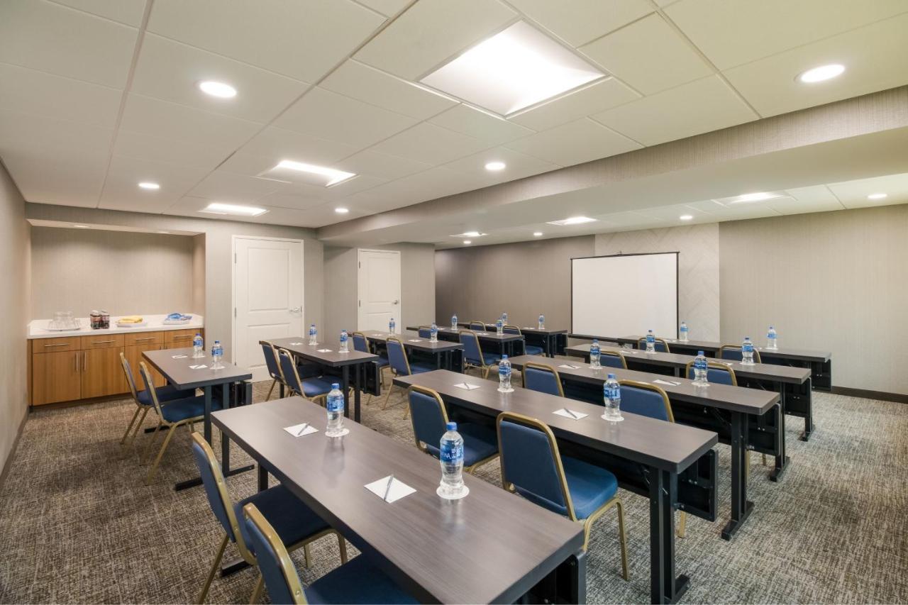 Springhill Suites By Marriott Dallas Nw Highway At Stemmons / I-35East Екстер'єр фото
